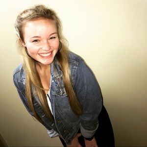 Meet your Posher, Mallory